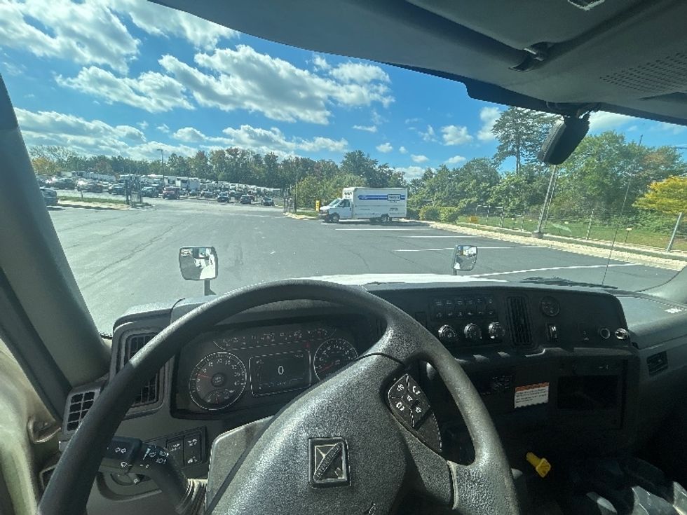 Medium Duty Box Truck-Light and Medium Duty Trucks-International-2020-MV607-Eden-MD-219,697\n\t\tmiles-$ 47,750 - Image 17