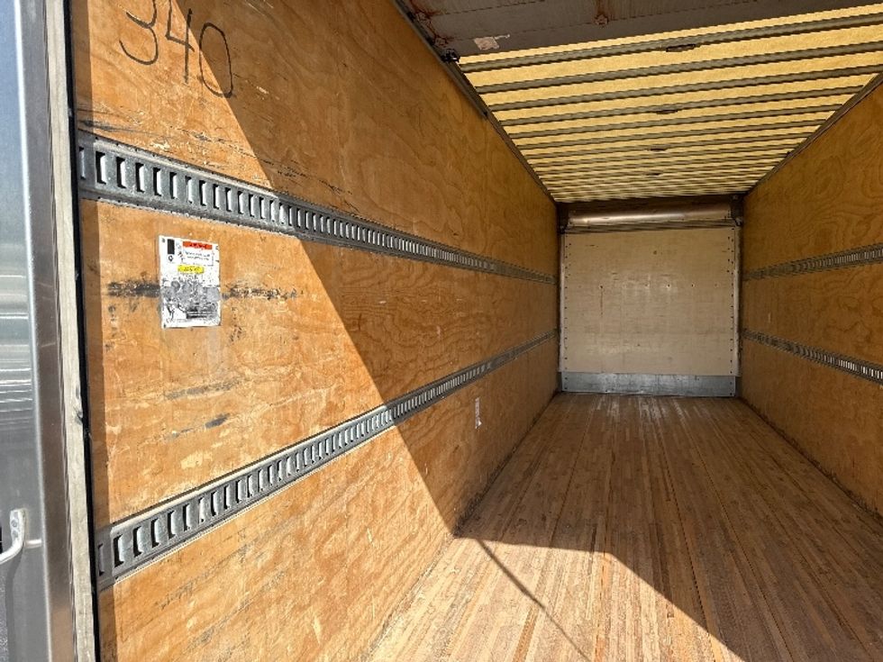 Medium Duty Box Truck-Light and Medium Duty Trucks-International-2020-MV607-Eden-MD-323,018\n\t\tmiles-$ 32,000 - Image 11