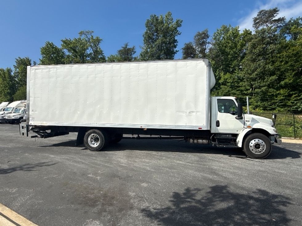 Medium Duty Box Truck-Light and Medium Duty Trucks-International-2020-MV607-Eden-MD-323,018\n\t\tmiles-$ 32,000 - Image 15