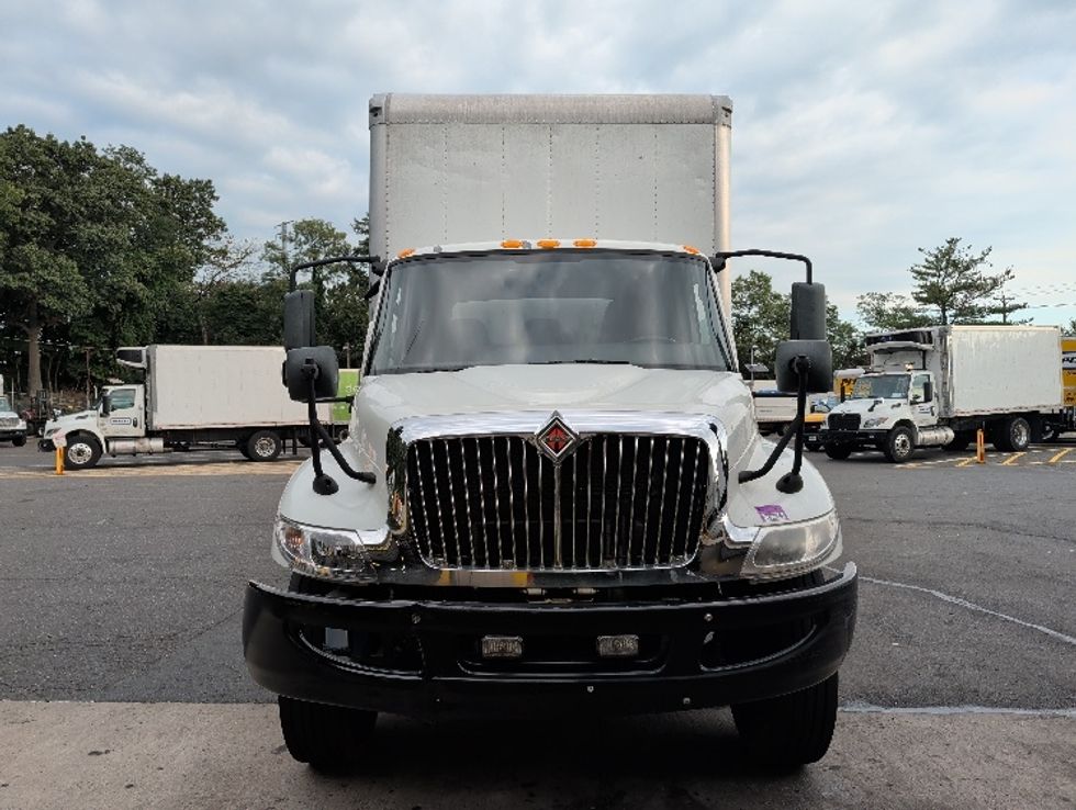 Medium Duty Box Truck-Light and Medium Duty Trucks-International-2020-MV607-Edison-NJ-182,410\n\t\tmiles-$ 54,500 - Image 2