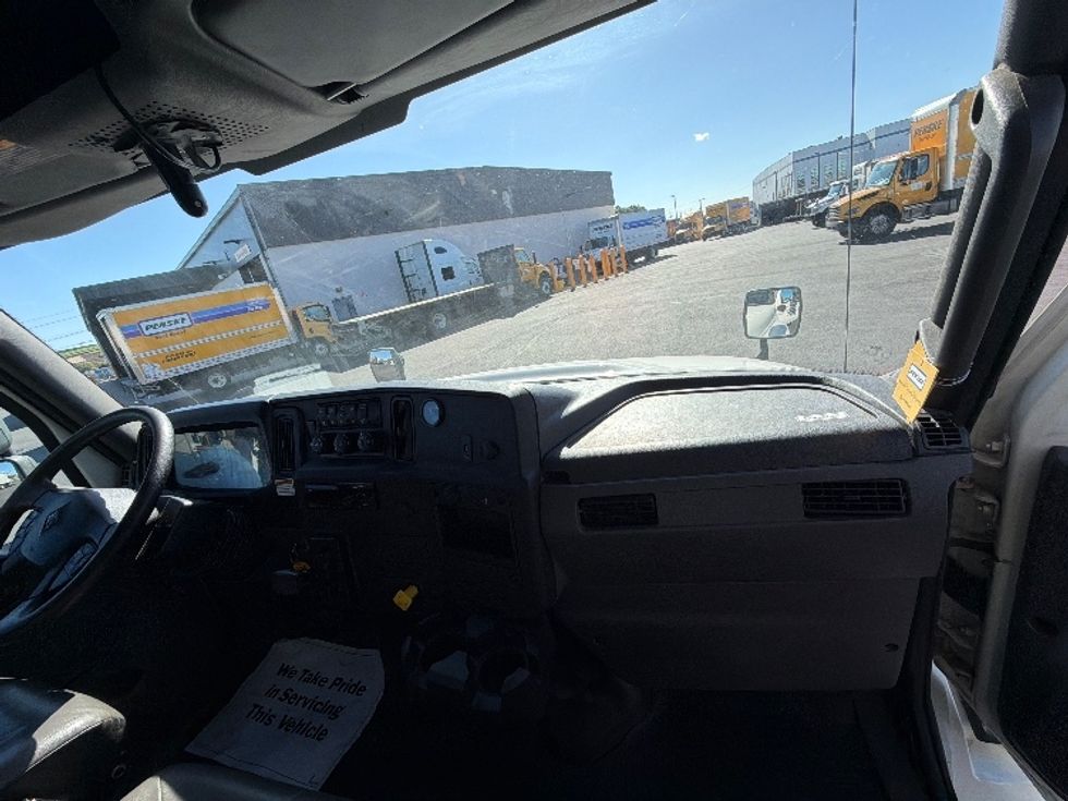 Medium Duty Box Truck-Light and Medium Duty Trucks-International-2020-MV607-Edison-NJ-182,410\n\t\tmiles-$ 54,500 - Image 21