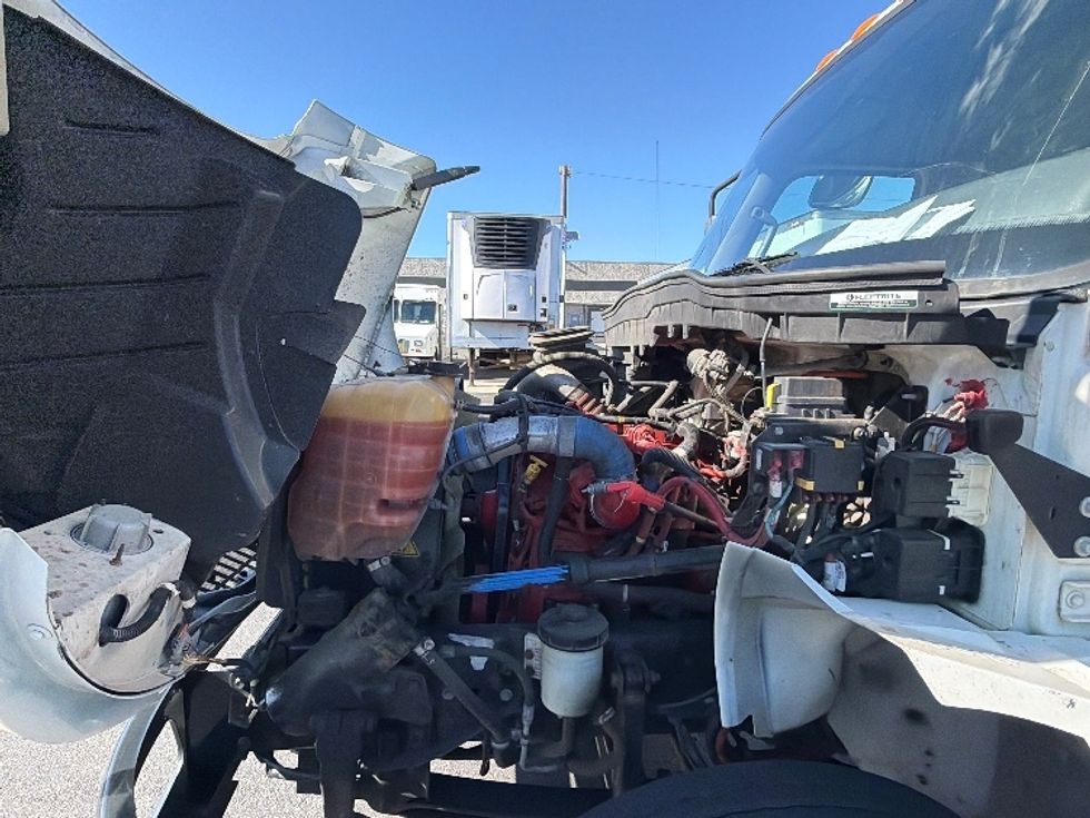 Medium Duty Box Truck-Light and Medium Duty Trucks-International-2020-MV607-Edison-NJ-182,410\n\t\tmiles-$ 54,500 - Image 23