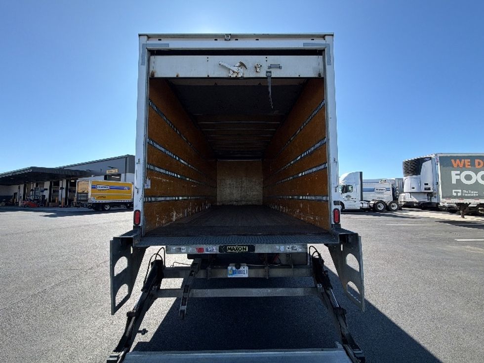 Medium Duty Box Truck-Light and Medium Duty Trucks-International-2020-MV607-Edison-NJ-182,410\n\t\tmiles-$ 54,500 - Image 8