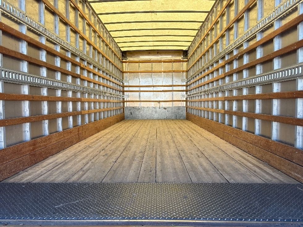 Medium Duty Box Truck-Light and Medium Duty Trucks-International-2020-MV607-El Paso-TX-128,027\n\t\tmiles-$ 56,000 - Image 10