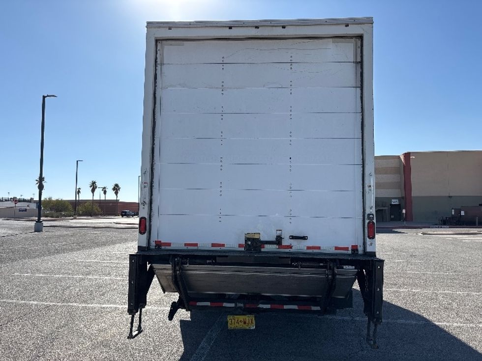 Medium Duty Box Truck-Light and Medium Duty Trucks-International-2020-MV607-El Paso-TX-128,027\n\t\tmiles-$ 56,000 - Image 7