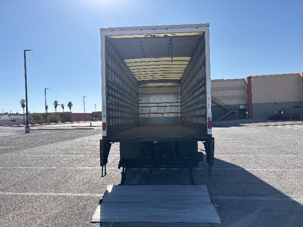 Medium Duty Box Truck-Light and Medium Duty Trucks-International-2020-MV607-El Paso-TX-128,027\n\t\tmiles-$ 56,000 - Image 9