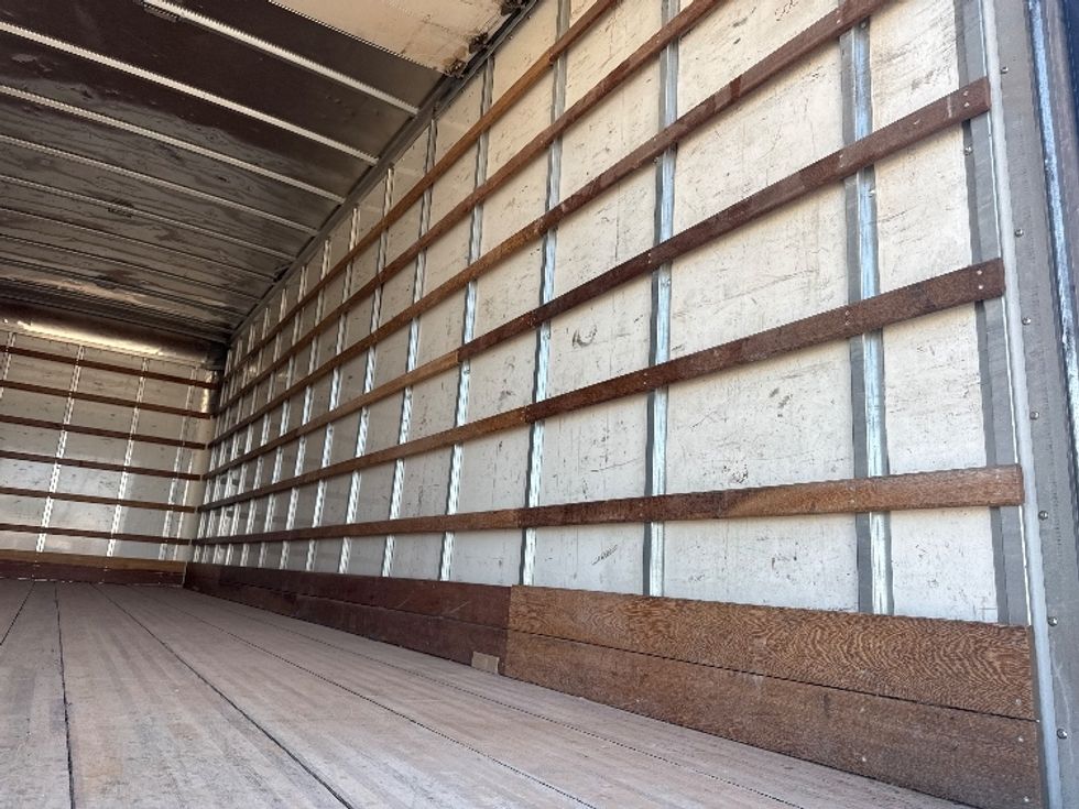 Medium Duty Box Truck-Light and Medium Duty Trucks-International-2020-MV607-El Paso-TX-143,500\n\t\tmiles-$ 52,750 - Image 11