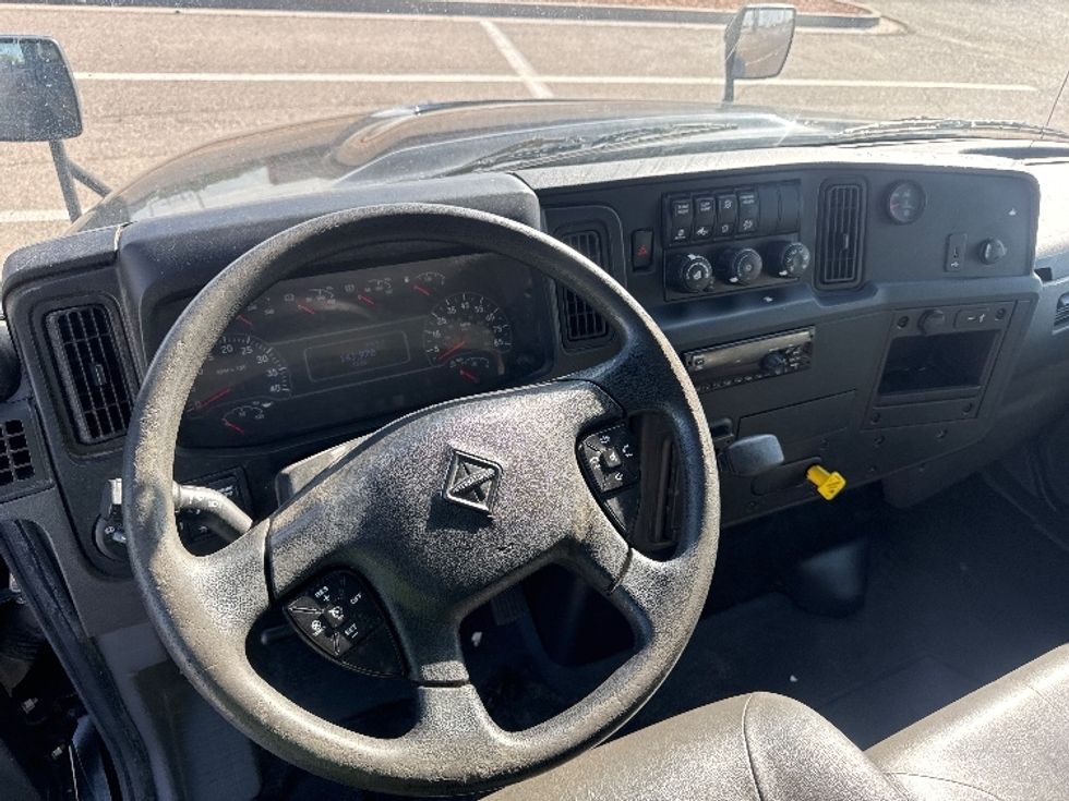 Medium Duty Box Truck-Light and Medium Duty Trucks-International-2020-MV607-El Paso-TX-143,500\n\t\tmiles-$ 52,750 - Image 17