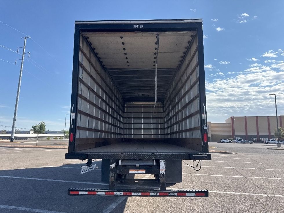 Medium Duty Box Truck-Light and Medium Duty Trucks-International-2020-MV607-El Paso-TX-143,500\n\t\tmiles-$ 52,750 - Image 9