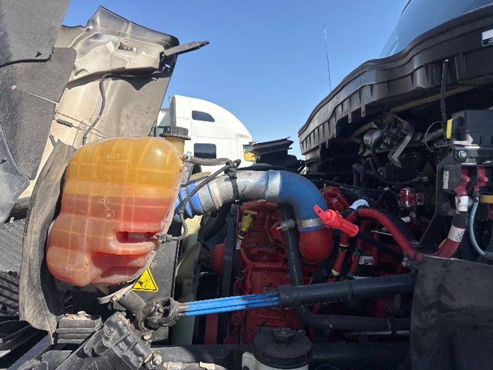 Medium Duty Box Truck-Light and Medium Duty Trucks-International-2020-MV607-El Paso-TX-157,681\n\t\tmiles-$ 51,000 - Image 24
