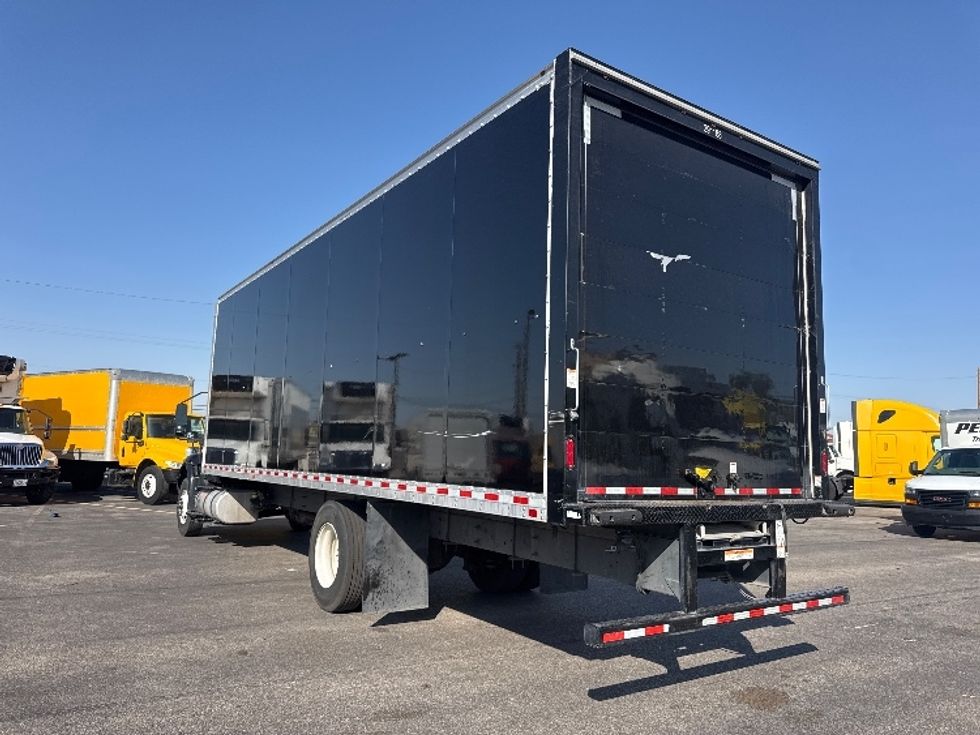 Medium Duty Box Truck-Light and Medium Duty Trucks-International-2020-MV607-El Paso-TX-157,681\n\t\tmiles-$ 51,000 - Image 6