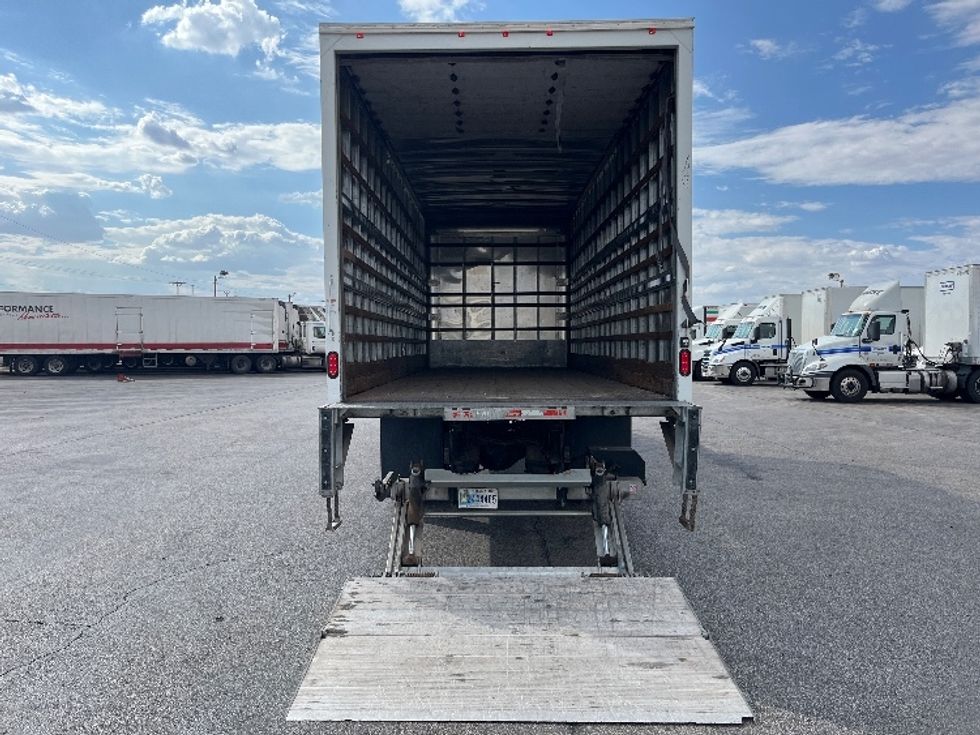 Medium Duty Box Truck-Light and Medium Duty Trucks-International-2020-MV607-El Paso-TX-201,946\n\t\tmiles-$ 47,000 - Image 9