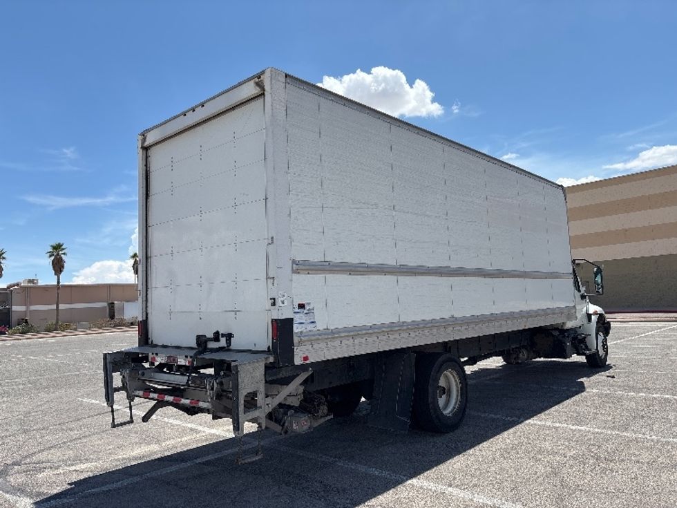 Medium Duty Box Truck-Light and Medium Duty Trucks-International-2020-MV607-El Paso-TX-202,588\n\t\tmiles-$ 46,750 - Image 13