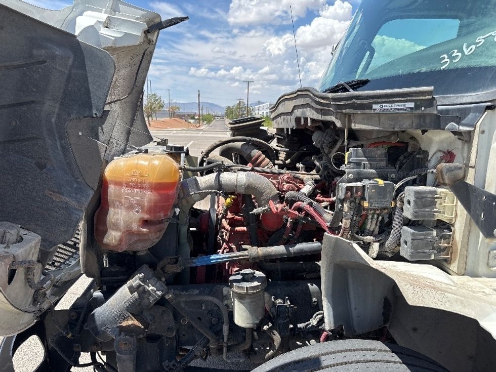 Medium Duty Box Truck-Light and Medium Duty Trucks-International-2020-MV607-El Paso-TX-202,588\n\t\tmiles-$ 46,750 - Image 24