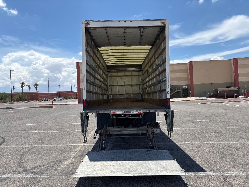Medium Duty Box Truck-Light and Medium Duty Trucks-International-2020-MV607-El Paso-TX-202,588\n\t\tmiles-$ 46,750 - Image 9
