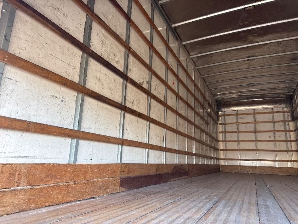 Medium Duty Box Truck-Light and Medium Duty Trucks-International-2020-MV607-El Paso-TX-224,936\n\t\tmiles-$ 40,500 - Image 11