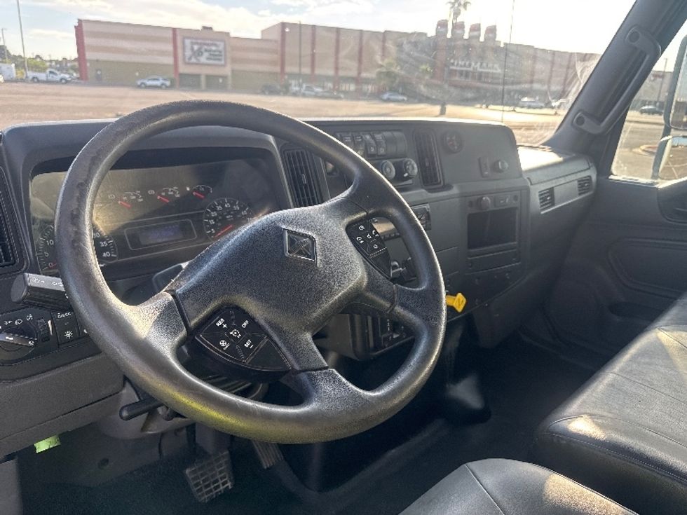 Medium Duty Box Truck-Light and Medium Duty Trucks-International-2020-MV607-El Paso-TX-224,936\n\t\tmiles-$ 40,500 - Image 17