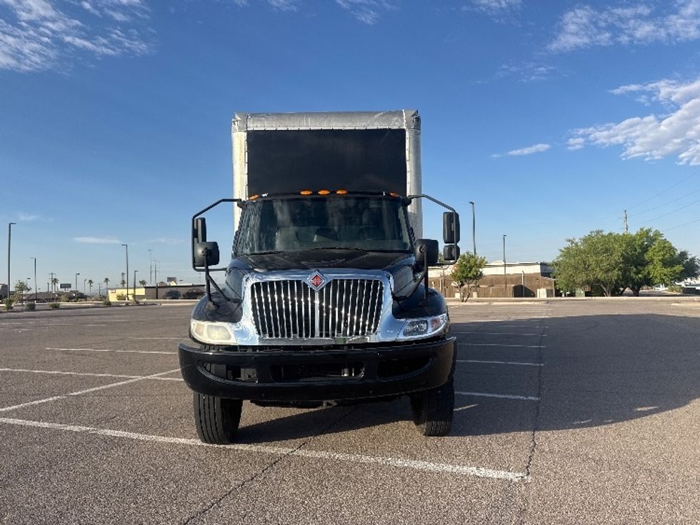 Medium Duty Box Truck-Light and Medium Duty Trucks-International-2020-MV607-El Paso-TX-224,936\n\t\tmiles-$ 40,500 - Image 2
