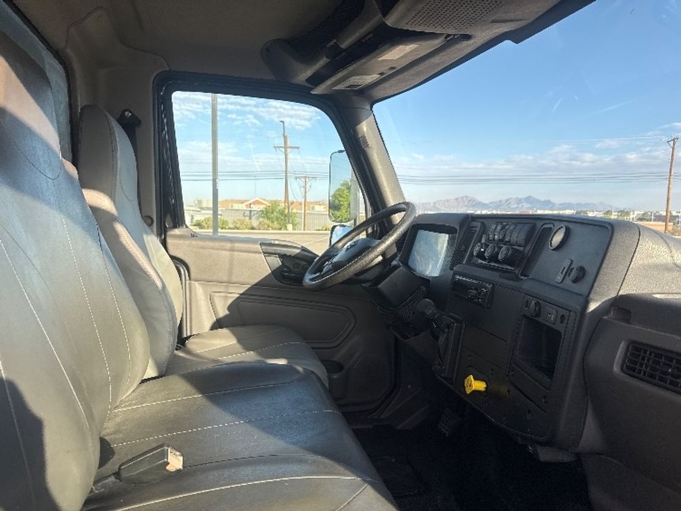 Medium Duty Box Truck-Light and Medium Duty Trucks-International-2020-MV607-El Paso-TX-224,936\n\t\tmiles-$ 40,500 - Image 22