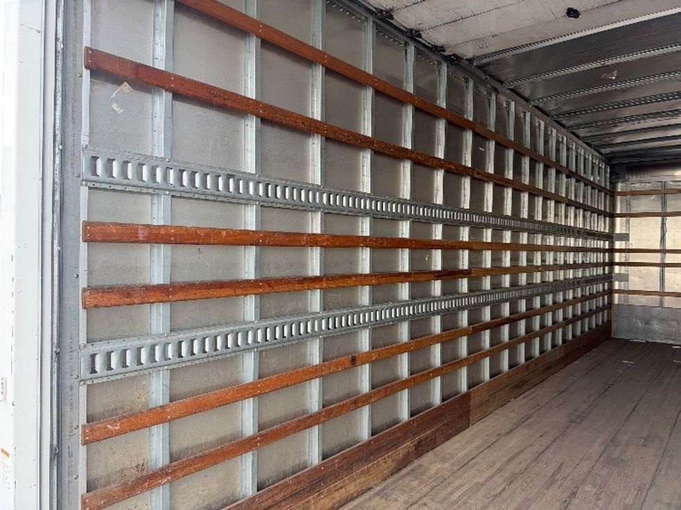 Medium Duty Box Truck-Light and Medium Duty Trucks-International-2020-MV607-El Paso-TX-264,146\n\t\tmiles-$ 42,250 - Image 11