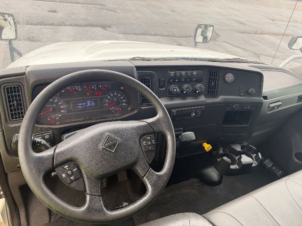 Medium Duty Box Truck-Light and Medium Duty Trucks-International-2020-MV607-El Paso-TX-264,146\n\t\tmiles-$ 42,250 - Image 18