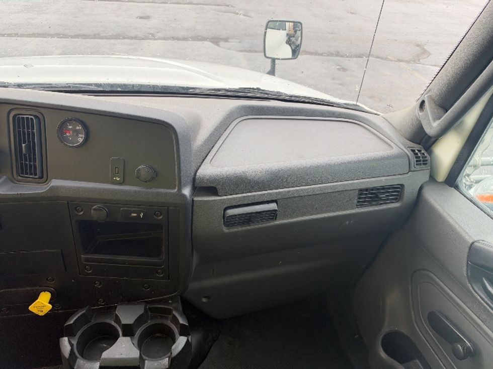 Medium Duty Box Truck-Light and Medium Duty Trucks-International-2020-MV607-El Paso-TX-264,146\n\t\tmiles-$ 42,250 - Image 21