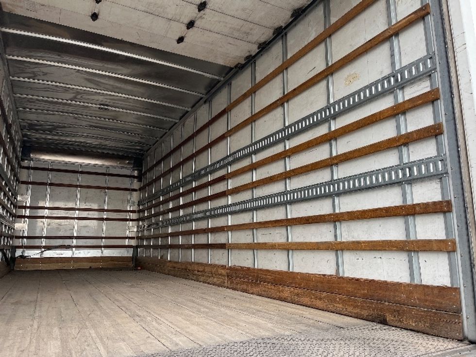 Medium Duty Box Truck-Light and Medium Duty Trucks-International-2020-MV607-El Paso-TX-269,340\n\t\tmiles-$ 34,750 - Image 12