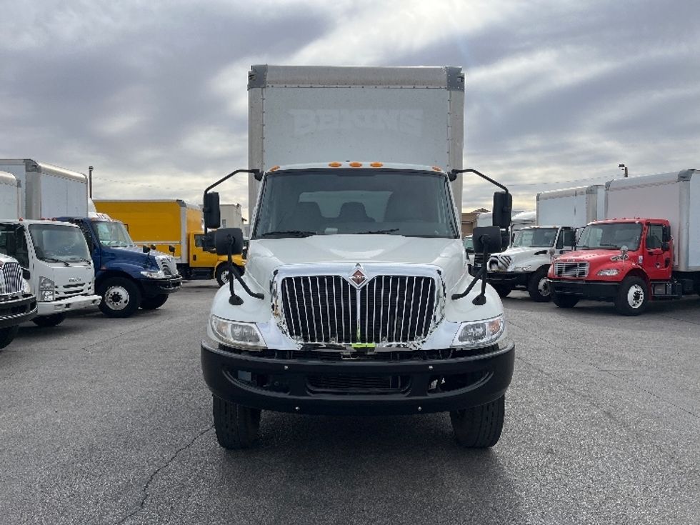 Medium Duty Box Truck-Light and Medium Duty Trucks-International-2020-MV607-El Paso-TX-269,340\n\t\tmiles-$ 34,750 - Image 2