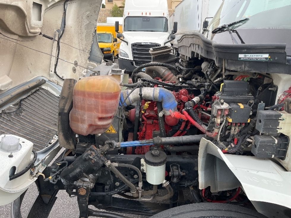 Medium Duty Box Truck-Light and Medium Duty Trucks-International-2020-MV607-El Paso-TX-269,340\n\t\tmiles-$ 34,750 - Image 24