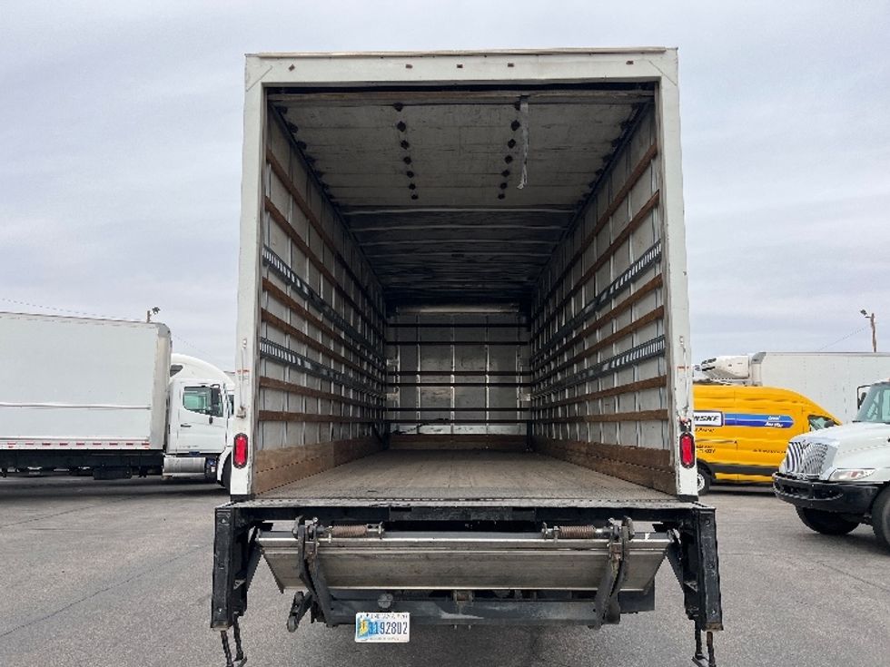 Medium Duty Box Truck-Light and Medium Duty Trucks-International-2020-MV607-El Paso-TX-269,340\n\t\tmiles-$ 34,750 - Image 8