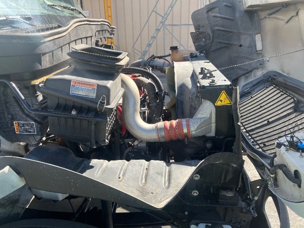 Medium Duty Box Truck-Light and Medium Duty Trucks-International-2020-MV607-El Paso-TX-278,164\n\t\tmiles-$ 33,250 - Image 23