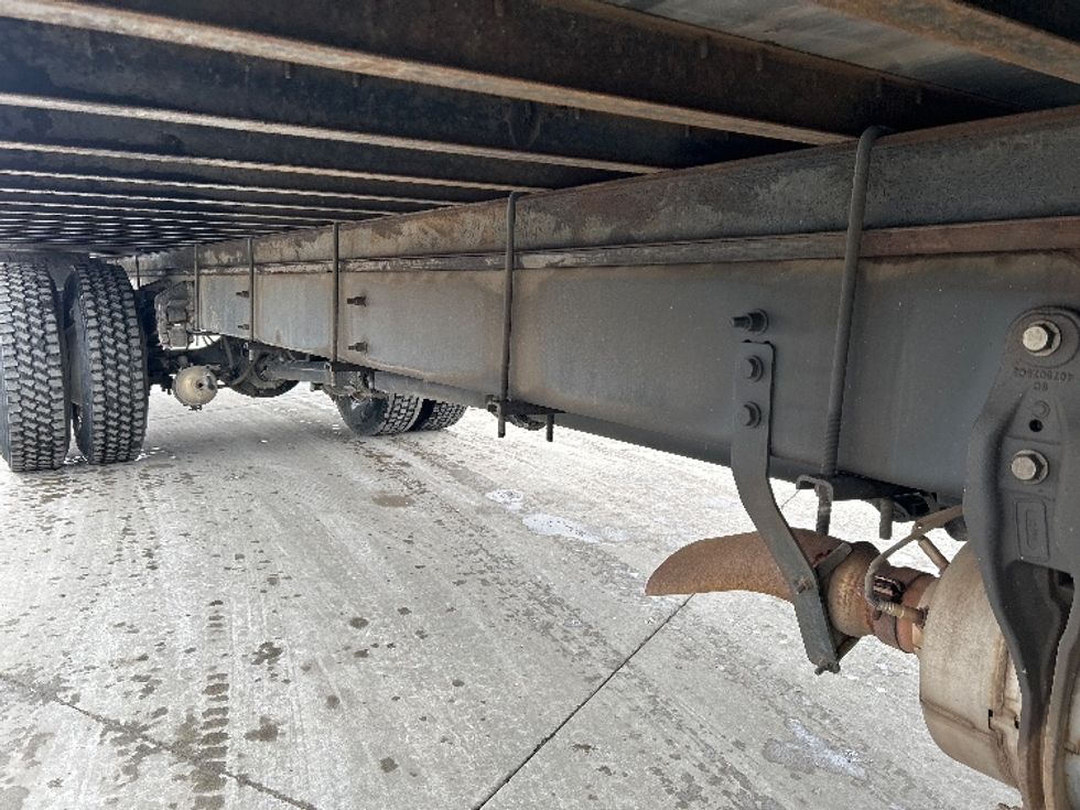 Medium Duty Box Truck-Light and Medium Duty Trucks-International-2020-MV607-Elkhart-IN-142,861\n\t\tmiles-$ 48,500 - Image 13