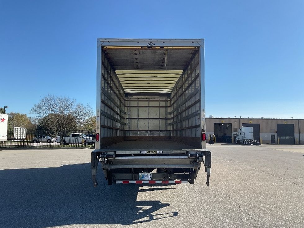 Medium Duty Box Truck-Light and Medium Duty Trucks-International-2020-MV607-Elkhart-IN-168,362\n\t\tmiles-$ 54,000 - Image 8