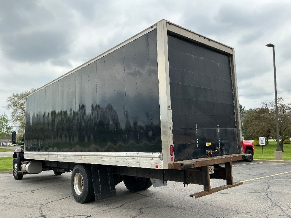 Medium Duty Box Truck-Light and Medium Duty Trucks-International-2020-MV607-Elkhart-IN-188,500\n\t\tmiles-$ 42,500 - Image 6