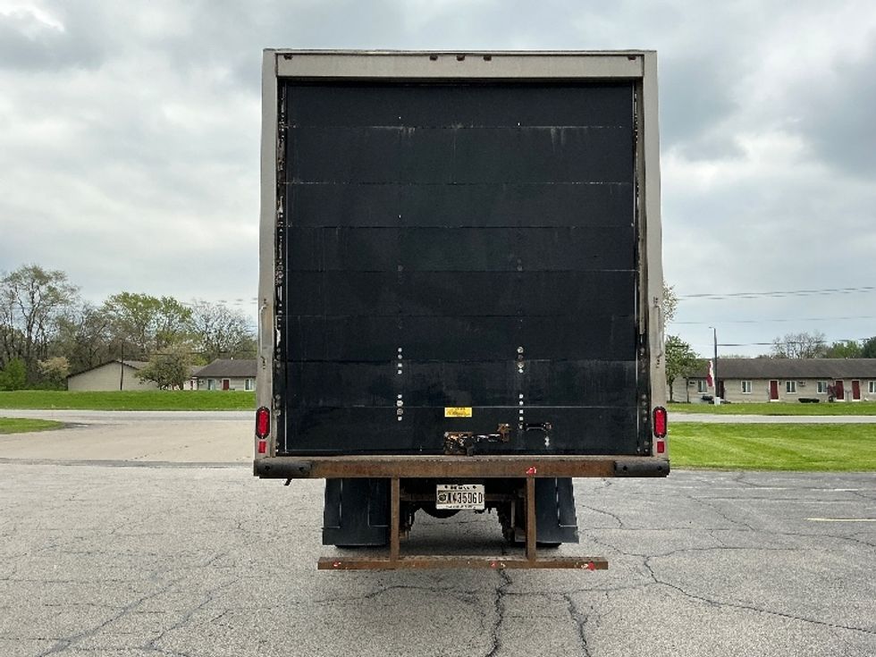 Medium Duty Box Truck-Light and Medium Duty Trucks-International-2020-MV607-Elkhart-IN-188,500\n\t\tmiles-$ 42,500 - Image 7