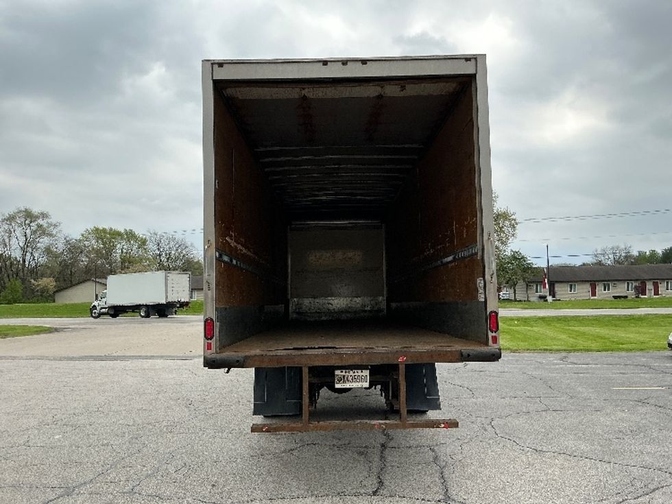 Medium Duty Box Truck-Light and Medium Duty Trucks-International-2020-MV607-Elkhart-IN-188,500\n\t\tmiles-$ 42,500 - Image 8