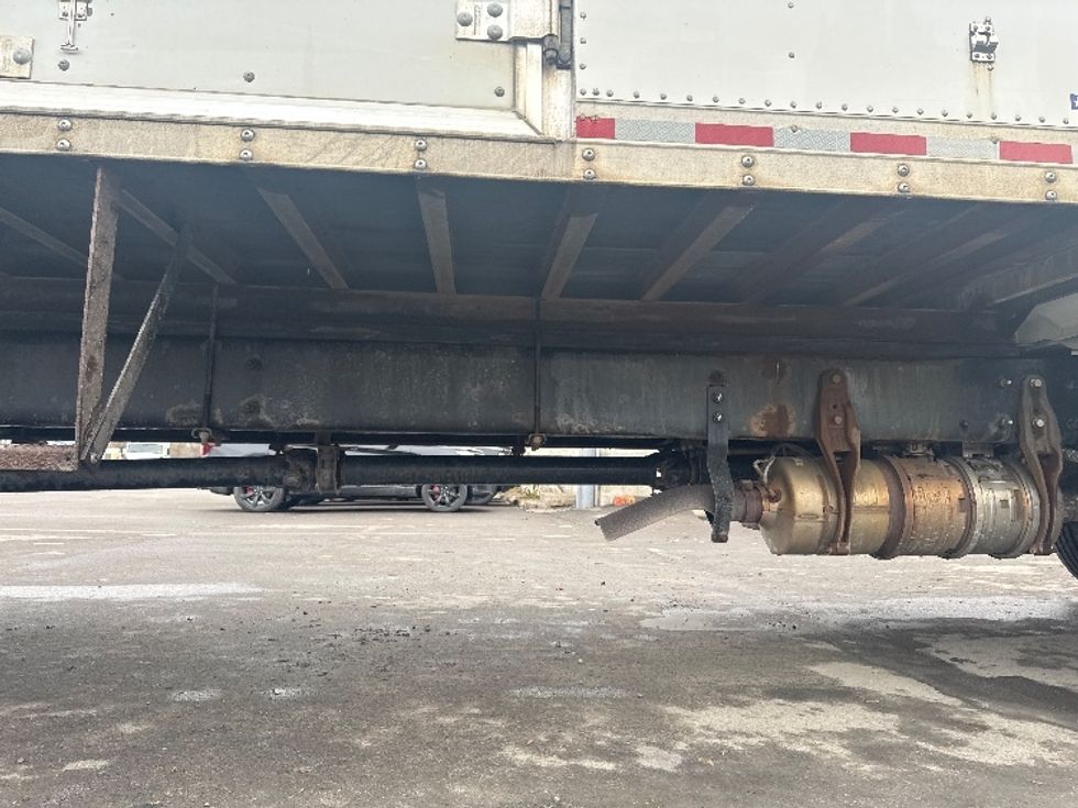 Medium Duty Box Truck-Light and Medium Duty Trucks-International-2020-MV607-Elmira-NY-239,626\n\t\tmiles-$ 30,750 - Image 14