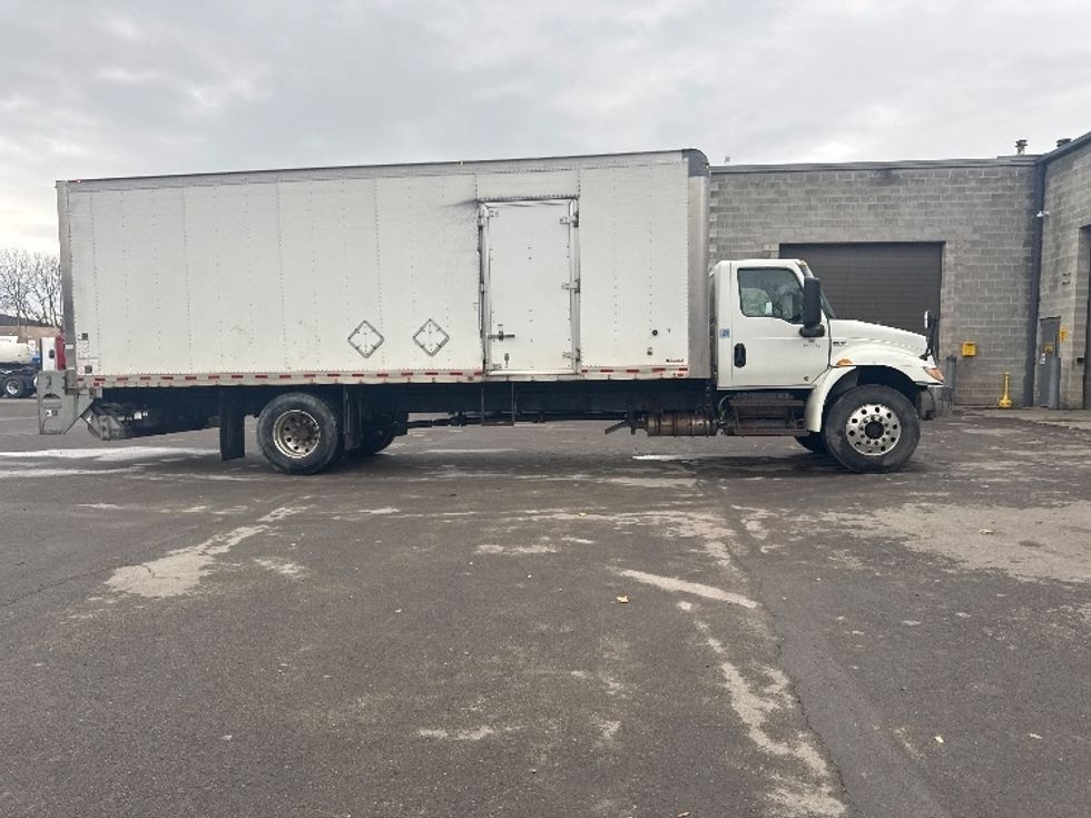 Medium Duty Box Truck-Light and Medium Duty Trucks-International-2020-MV607-Elmira-NY-239,626\n\t\tmiles-$ 30,750 - Image 15