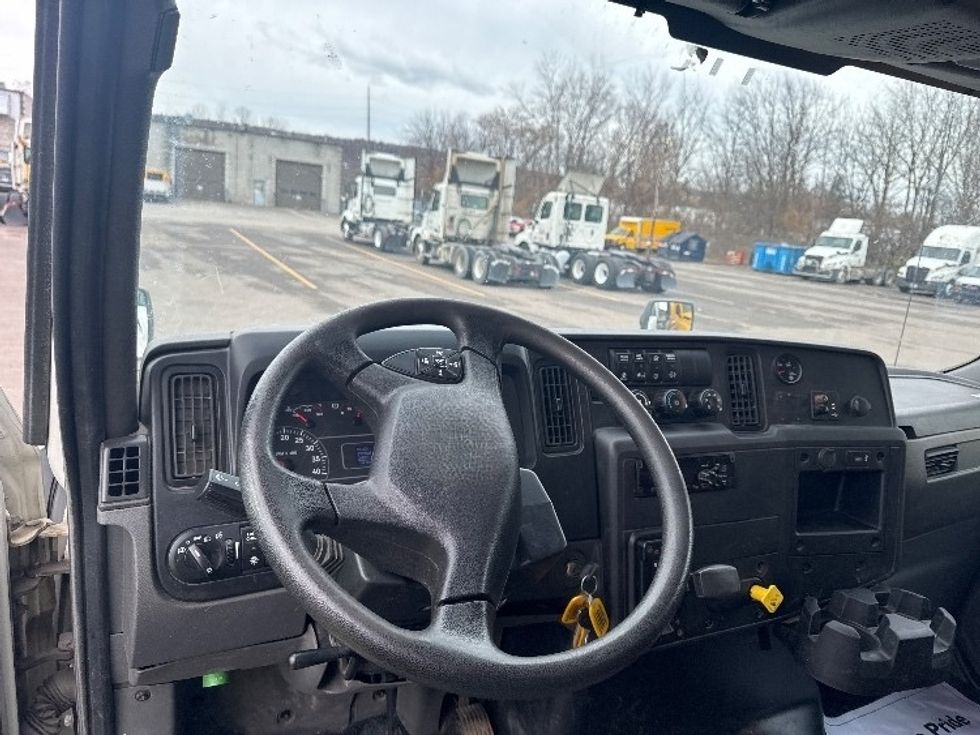 Medium Duty Box Truck-Light and Medium Duty Trucks-International-2020-MV607-Elmira-NY-239,626\n\t\tmiles-$ 30,750 - Image 18