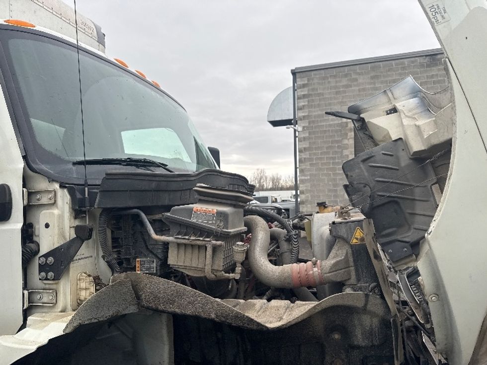Medium Duty Box Truck-Light and Medium Duty Trucks-International-2020-MV607-Elmira-NY-239,626\n\t\tmiles-$ 30,750 - Image 23