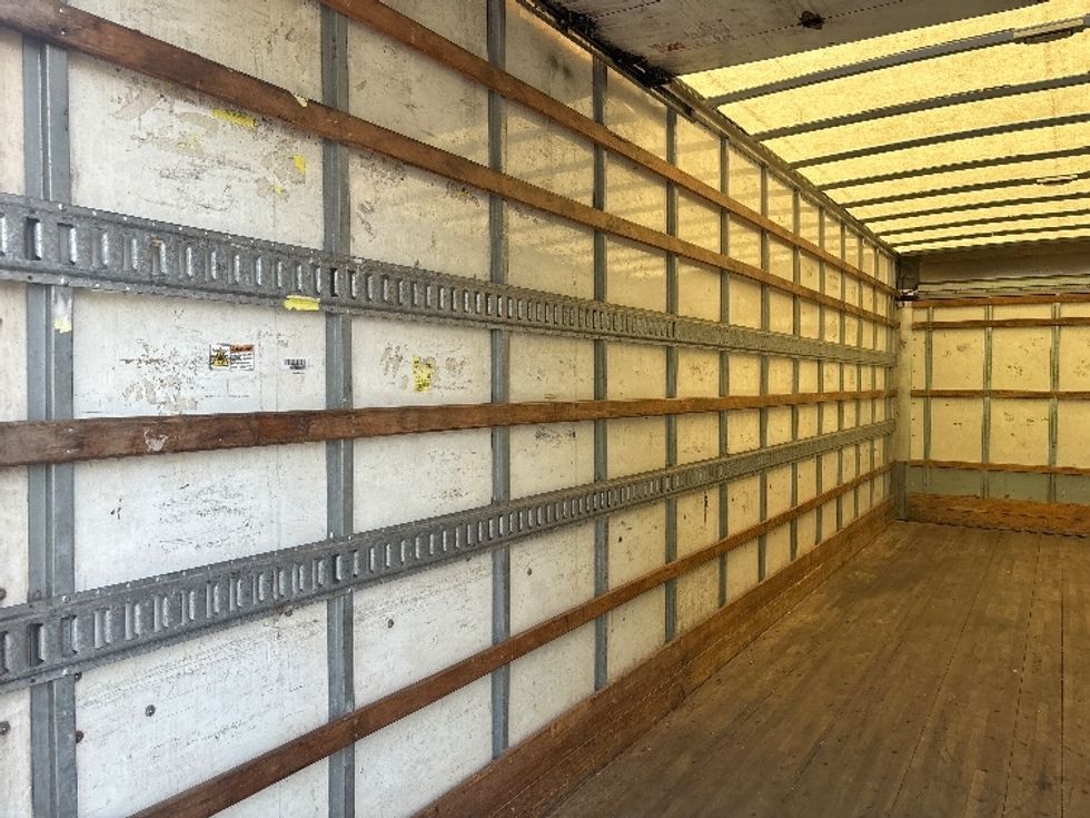 Medium Duty Box Truck-Light and Medium Duty Trucks-International-2020-MV607-Elmsford-NY-140,523\n\t\tmiles-$ 60,750 - Image 11