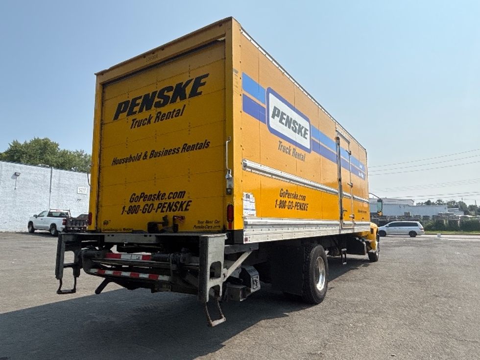 Medium Duty Box Truck-Light and Medium Duty Trucks-International-2020-MV607-Elmsford-NY-140,523\n\t\tmiles-$ 60,750 - Image 13