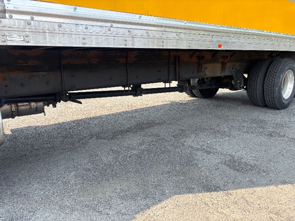 Medium Duty Box Truck-Light and Medium Duty Trucks-International-2020-MV607-Elmsford-NY-140,523\n\t\tmiles-$ 60,750 - Image 5