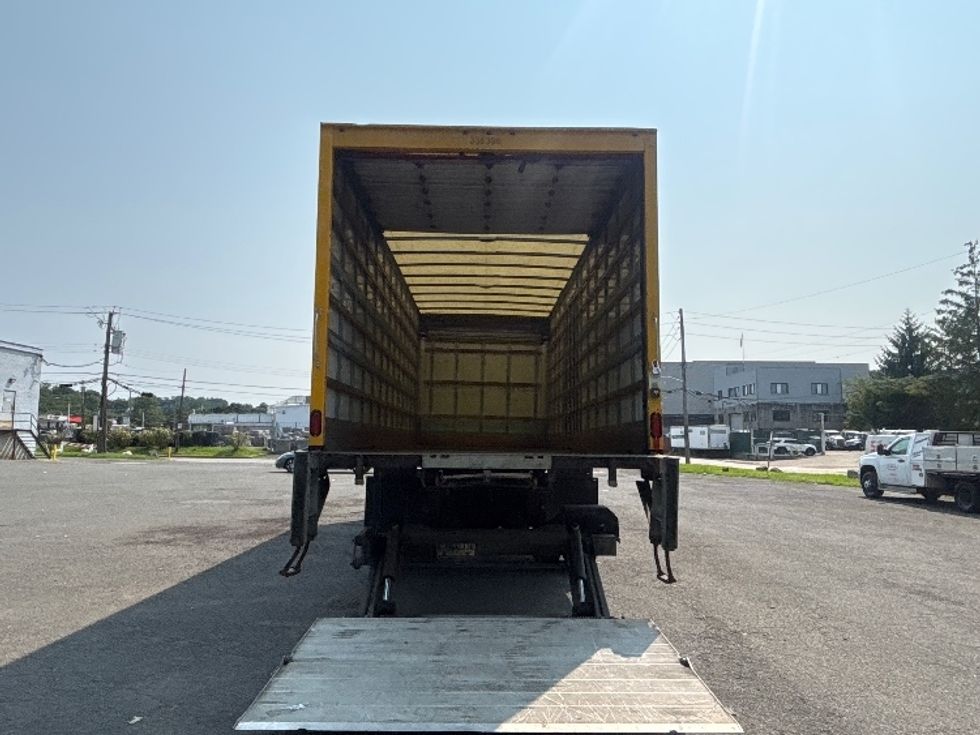 Medium Duty Box Truck-Light and Medium Duty Trucks-International-2020-MV607-Elmsford-NY-140,523\n\t\tmiles-$ 60,750 - Image 9