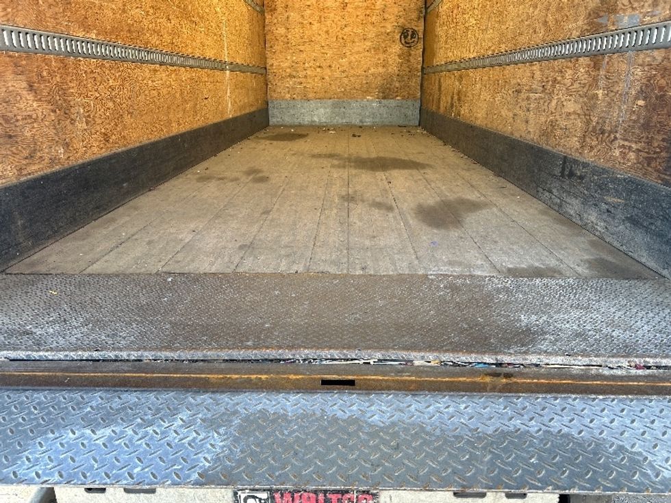 Medium Duty Box Truck-Light and Medium Duty Trucks-International-2020-MV607-Elmsford-NY-143,117\n\t\tmiles-$ 56,000 - Image 10