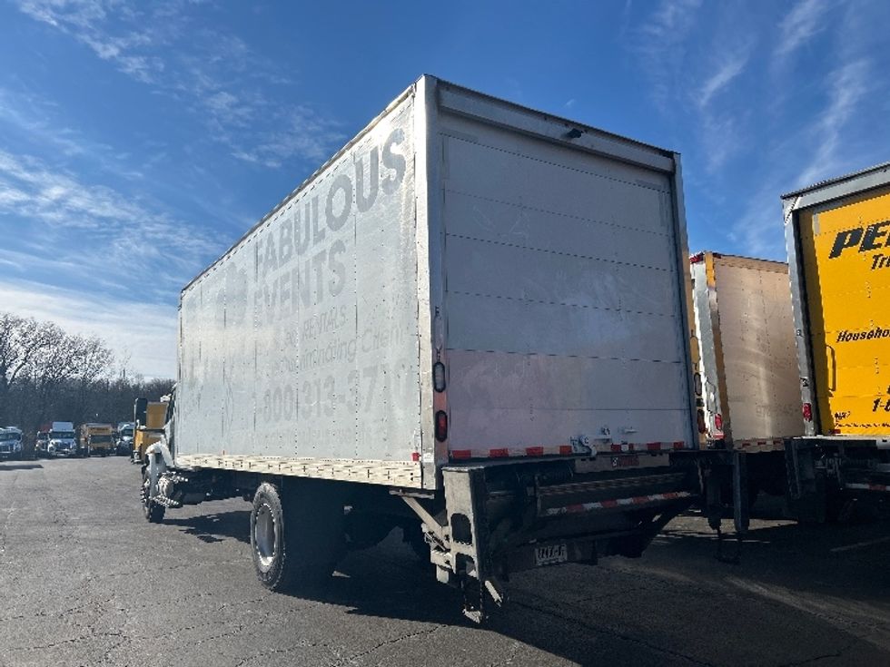Medium Duty Box Truck-Light and Medium Duty Trucks-International-2020-MV607-Elmsford-NY-143,117\n\t\tmiles-$ 56,000 - Image 6