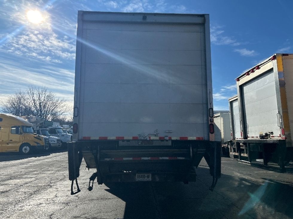 Medium Duty Box Truck-Light and Medium Duty Trucks-International-2020-MV607-Elmsford-NY-143,117\n\t\tmiles-$ 56,000 - Image 7