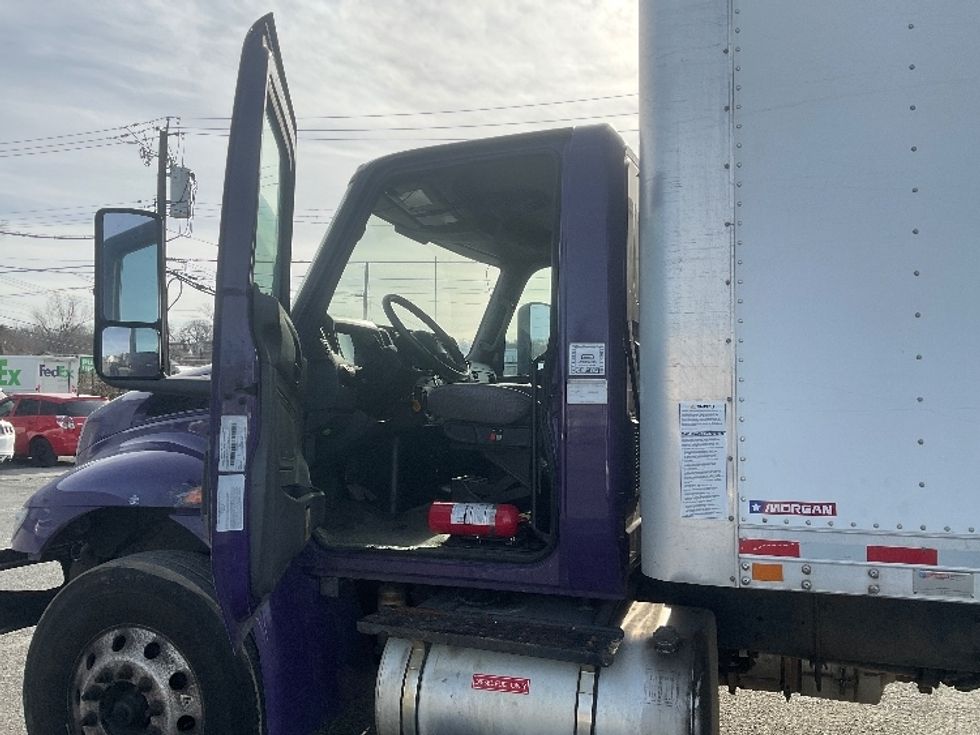 Medium Duty Box Truck-Light and Medium Duty Trucks-International-2020-MV607-Elmsford-NY-259,211\n\t\tmiles-$ 43,250 - Image 16