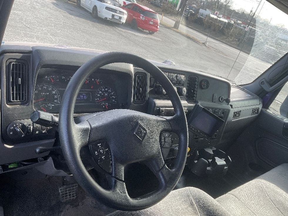 Medium Duty Box Truck-Light and Medium Duty Trucks-International-2020-MV607-Elmsford-NY-259,211\n\t\tmiles-$ 43,250 - Image 17