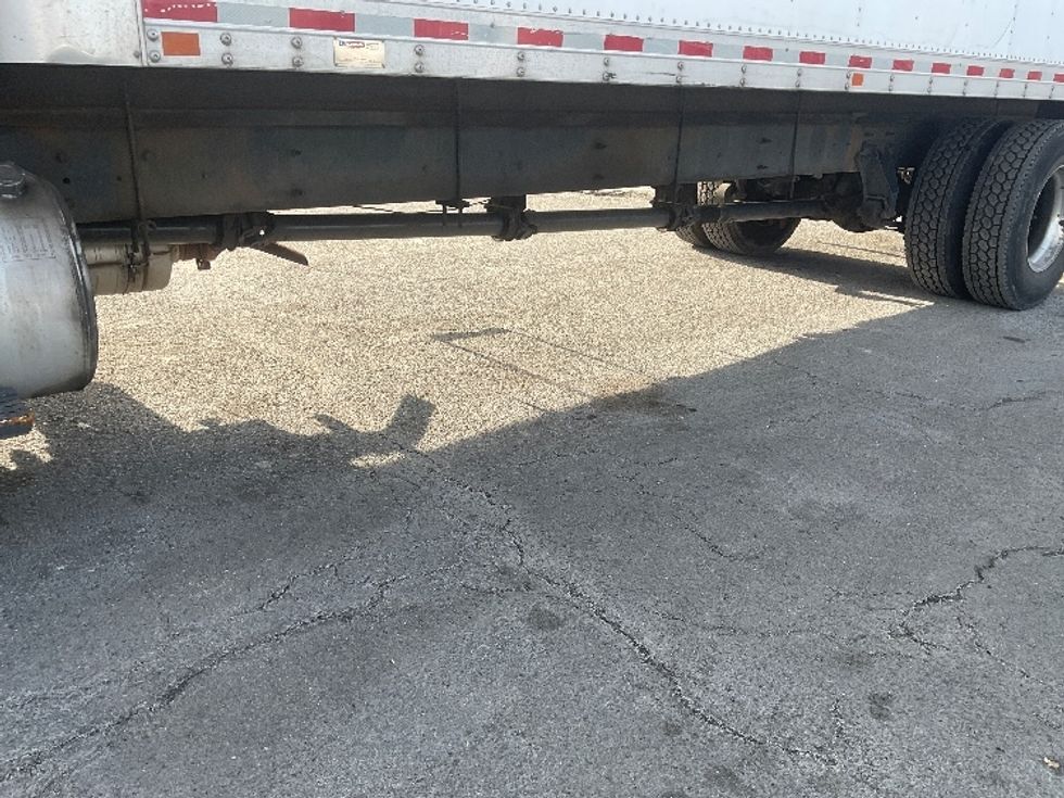 Medium Duty Box Truck-Light and Medium Duty Trucks-International-2020-MV607-Elmsford-NY-259,211\n\t\tmiles-$ 43,250 - Image 5